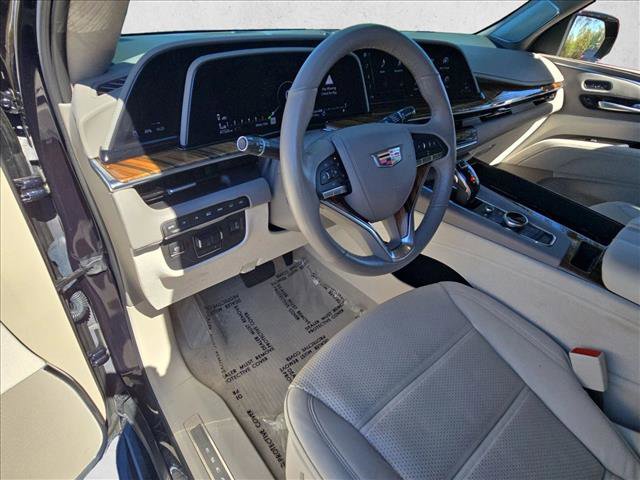 Used 2023 Cadillac Escalade ESV Sport Platinum w/ LPO, ONYX Package image 9