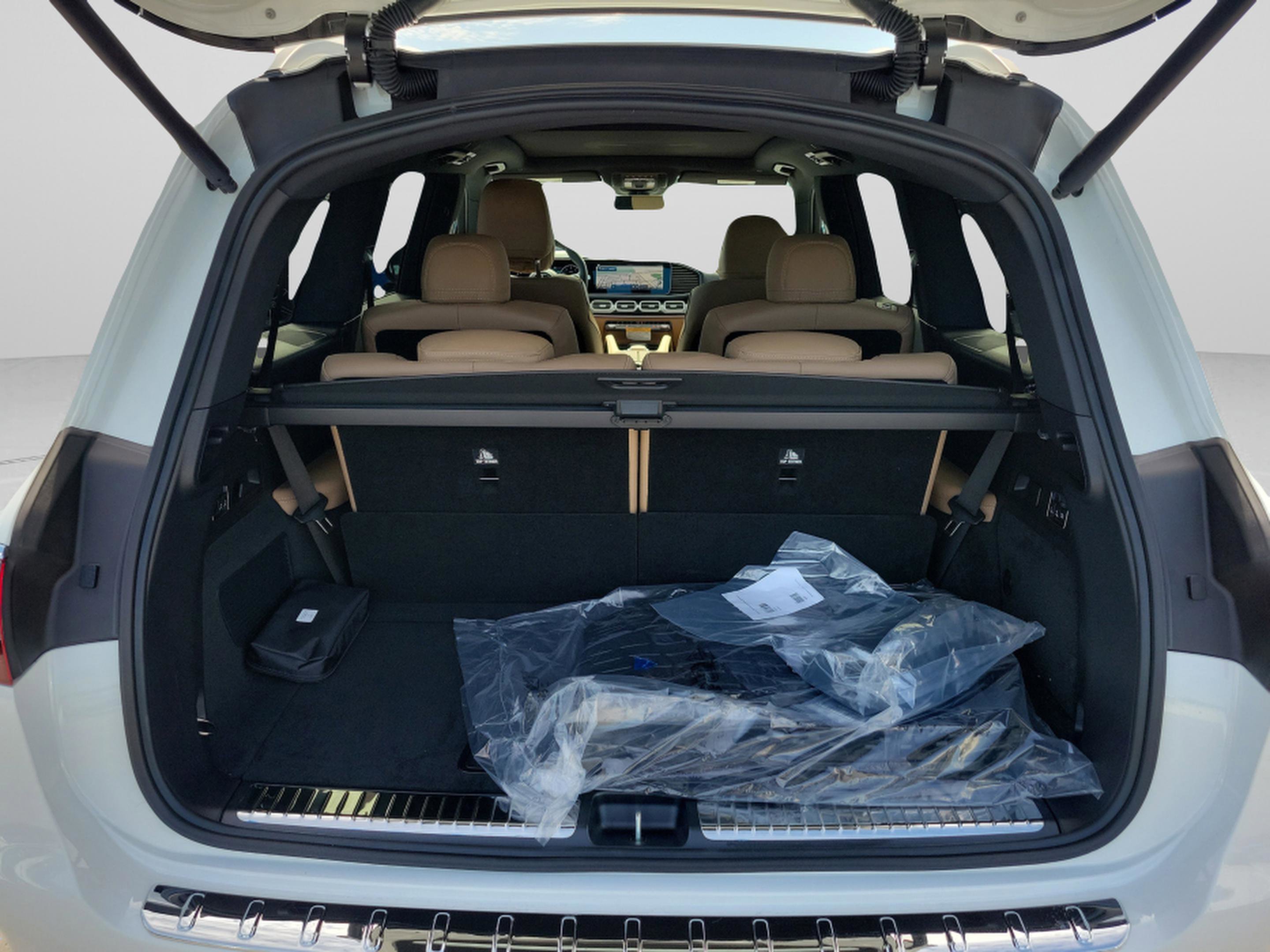 New 2026 Mercedes-Benz GLS 450 4MATIC image 5