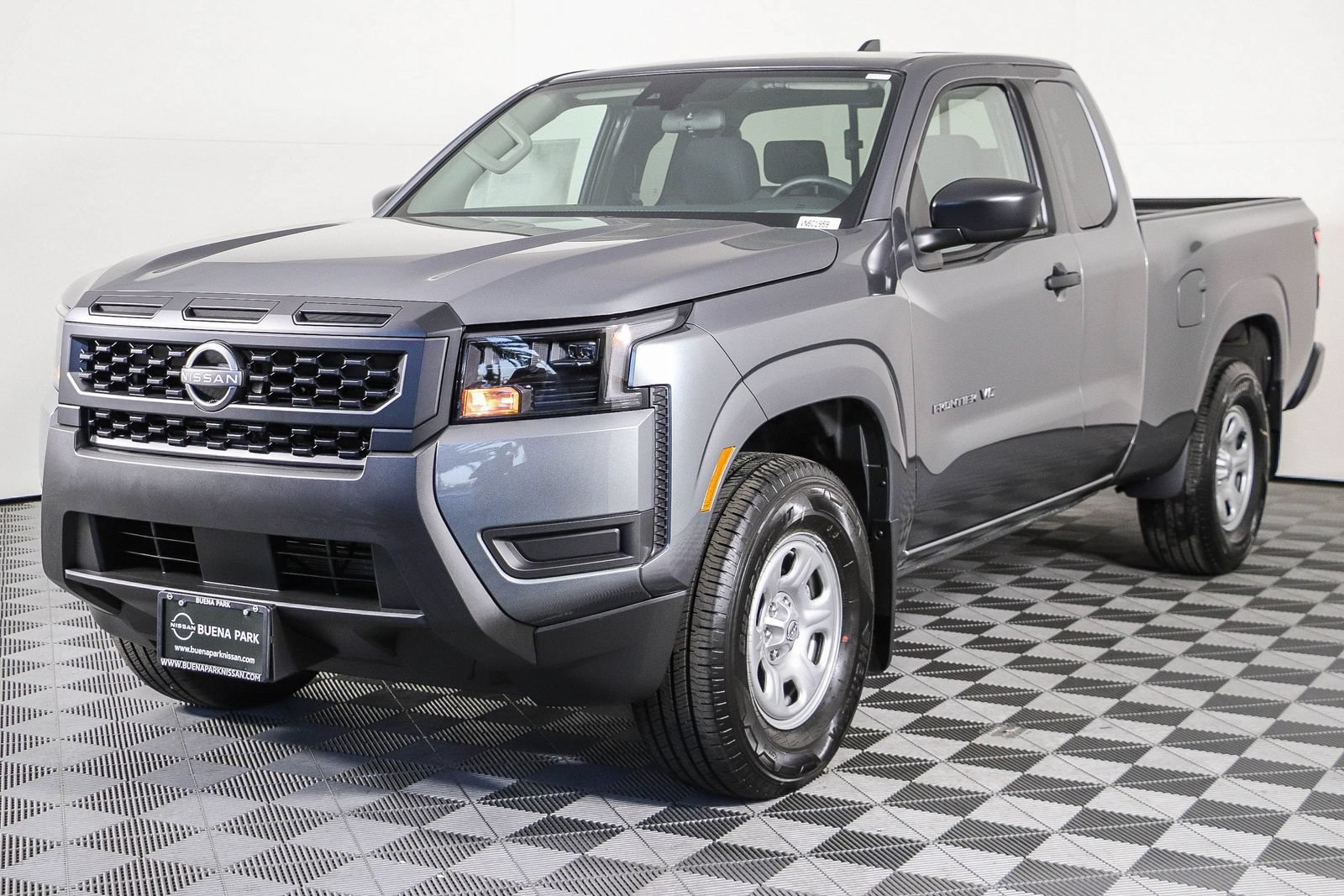 New 2027 Nissan Frontier S RWD image 3