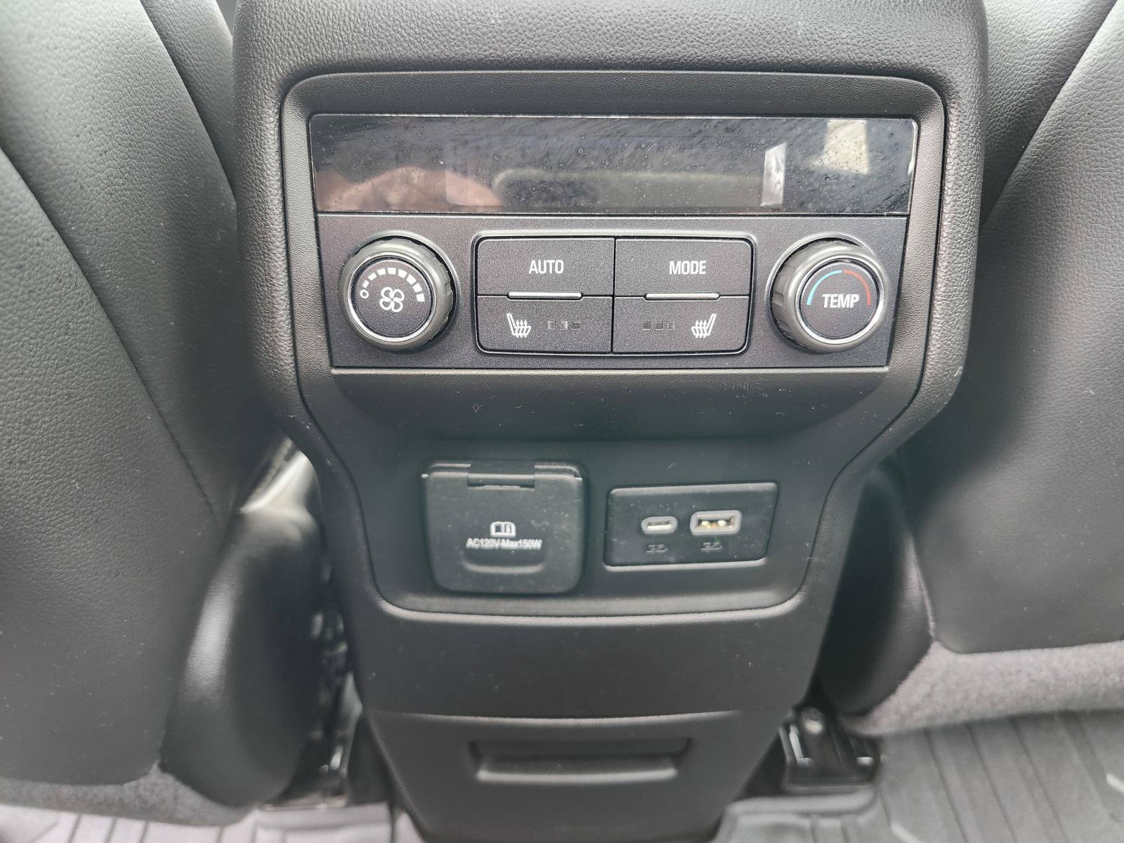 Used 2021 GMC Acadia Denali w/ GMC Pro Grade Package AWD/4WD image 31