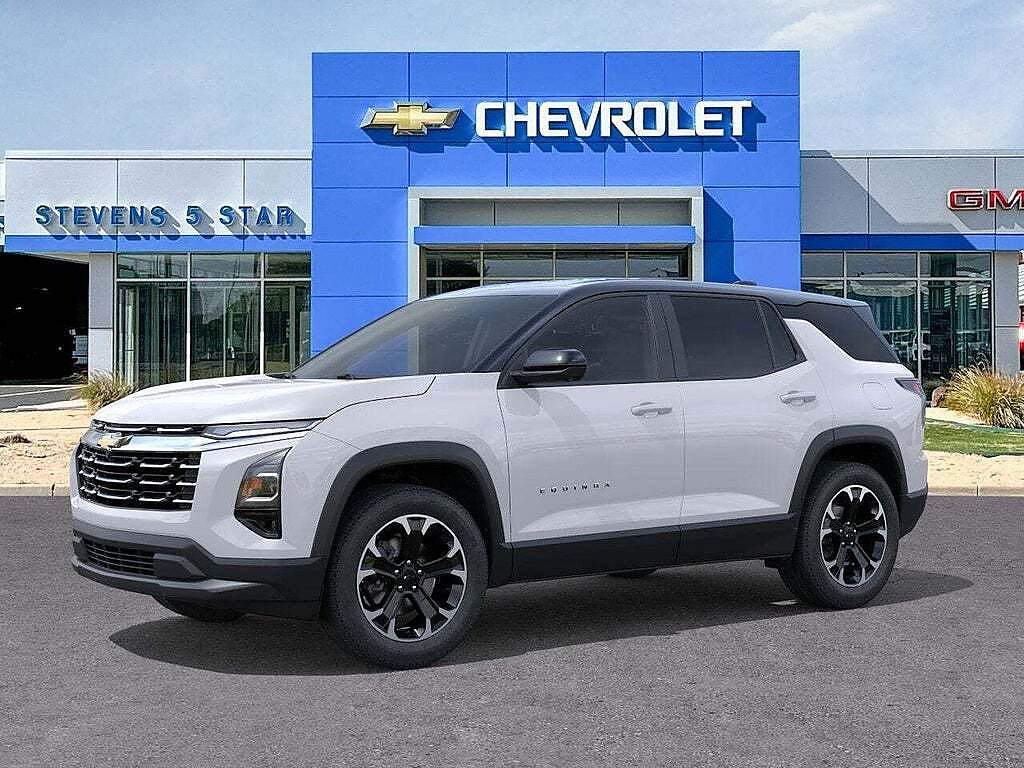 New 2026 Chevrolet Equinox LT w/ Convenience Package II FWD image 32