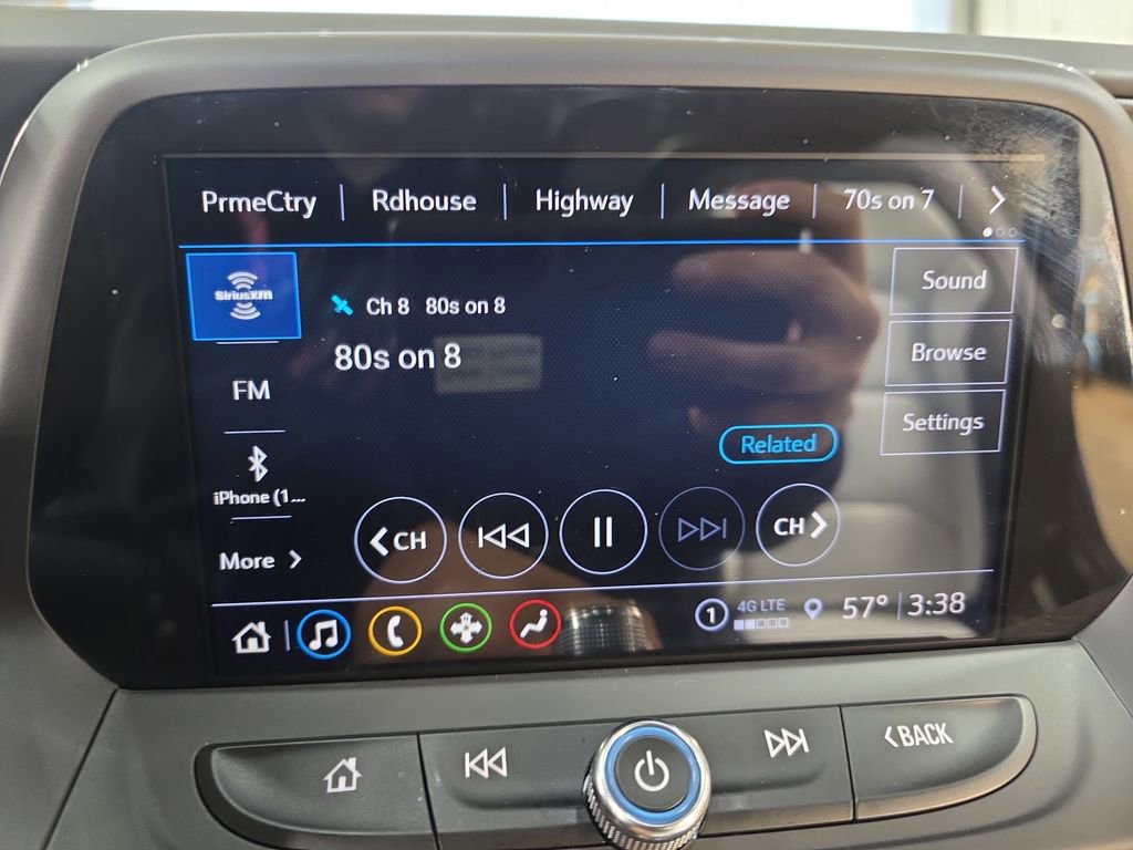 Used 2024 Chevrolet Camaro LT w/ Technology Package image 20