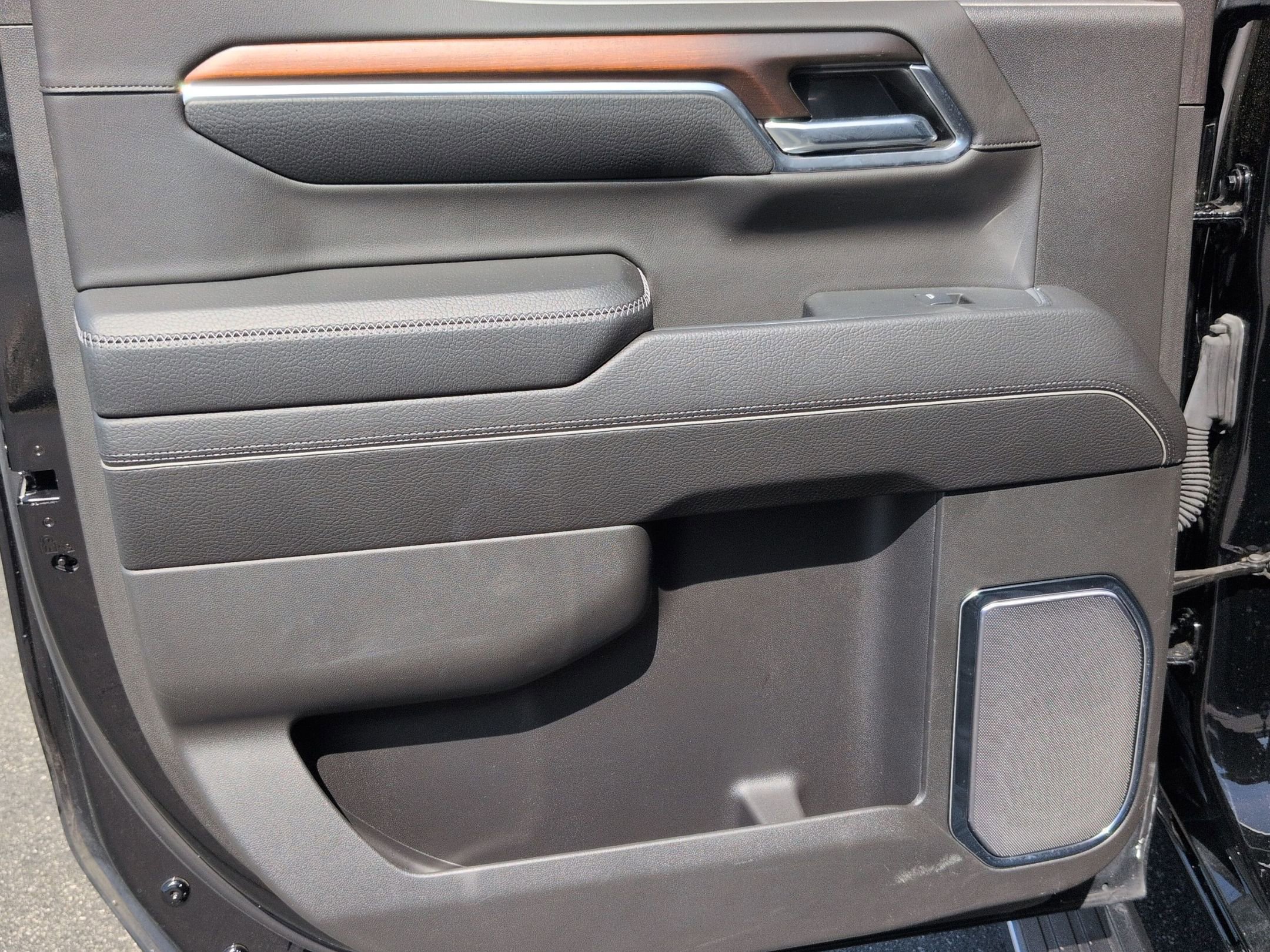 Certified 2024 GMC Sierra 1500 Denali w/ Denali Reserve Package image 31