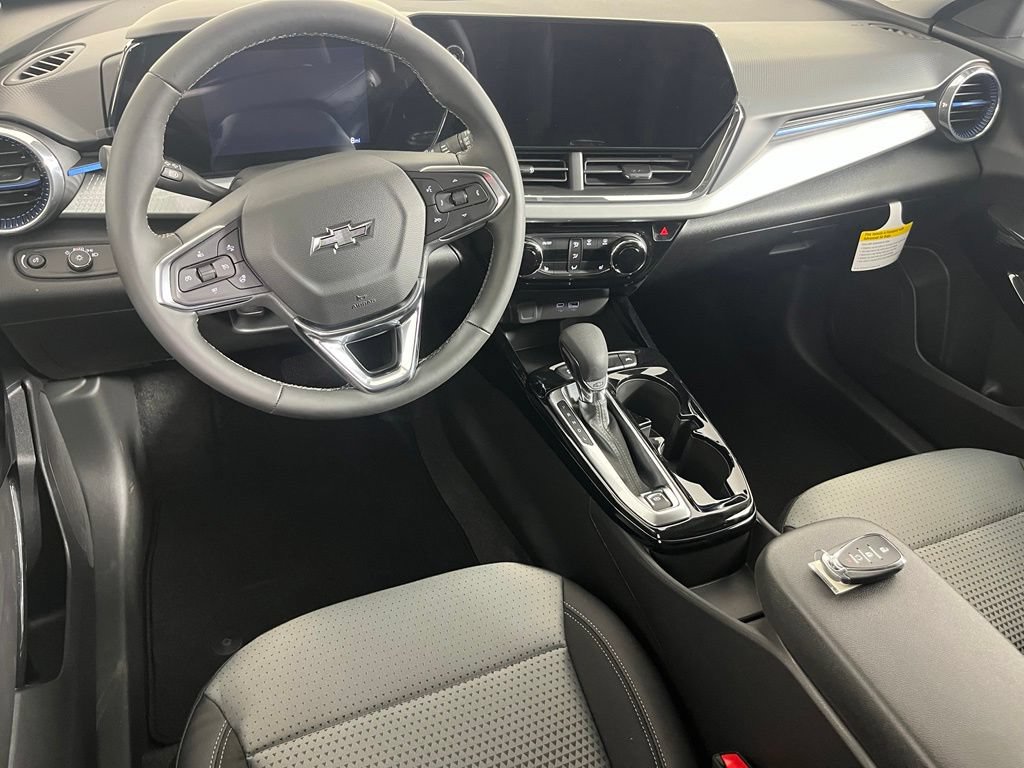 New 2026 Chevrolet Trax LT w/ Driver Confidence Package FWD image 18