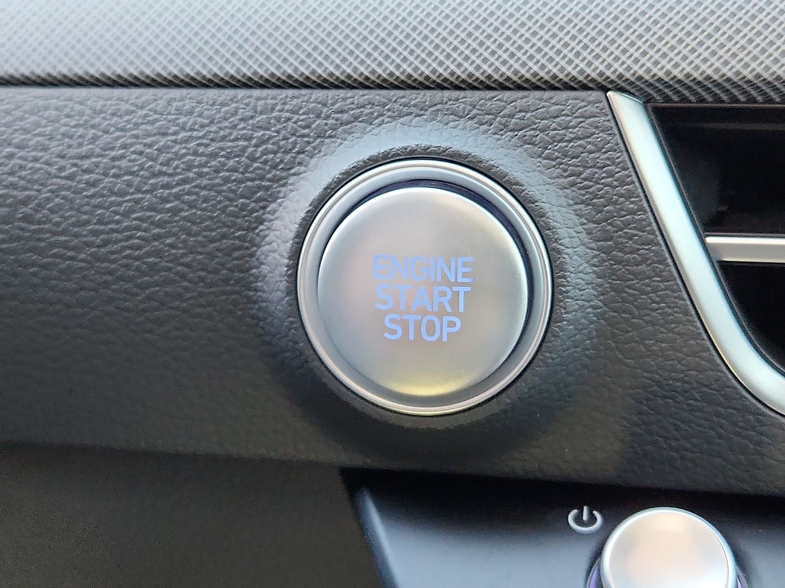 New 2025 Hyundai Sonata SE image 19