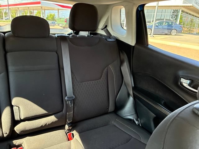 Used 2018 Jeep Compass Sport w/ Tech Group FWD image 24