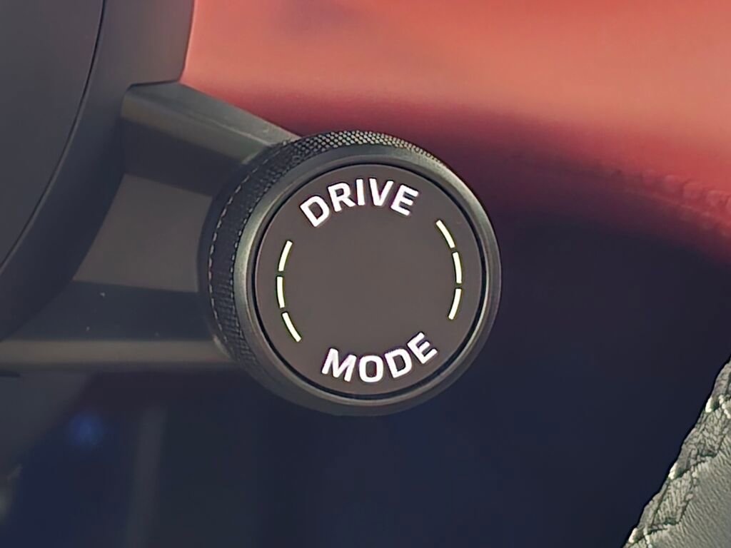 New 2025 Porsche Taycan 4S image 28