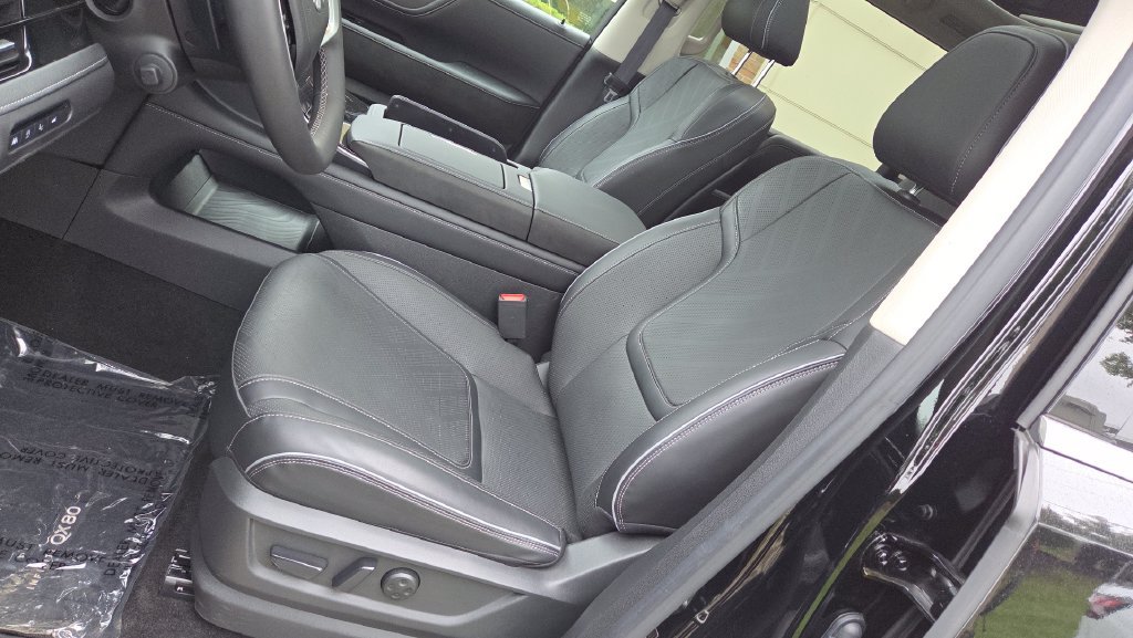 Certified 2025 INFINITI QX80 Luxe w/ Cargo Package RWD image 21