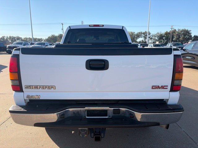 Used 2007 GMC Sierra 2500 SLT w/ Heavy-Duty Power Package RWD image 4