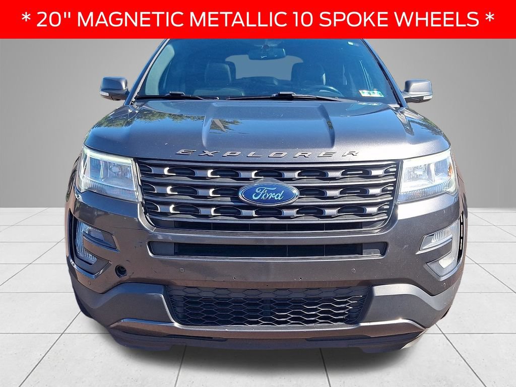 Used 2017 Ford Explorer XLT w/ Equipment Group 202A AWD/4WD image 2