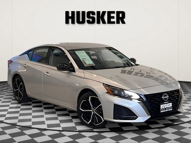 Used 2025 Nissan Altima 2.5 SR