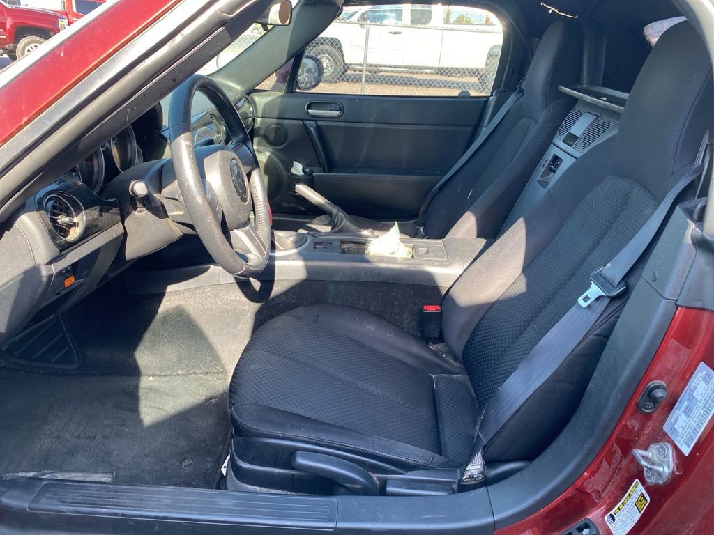 Used 2008 MAZDA MX-5 Miata Sport RWD image 6