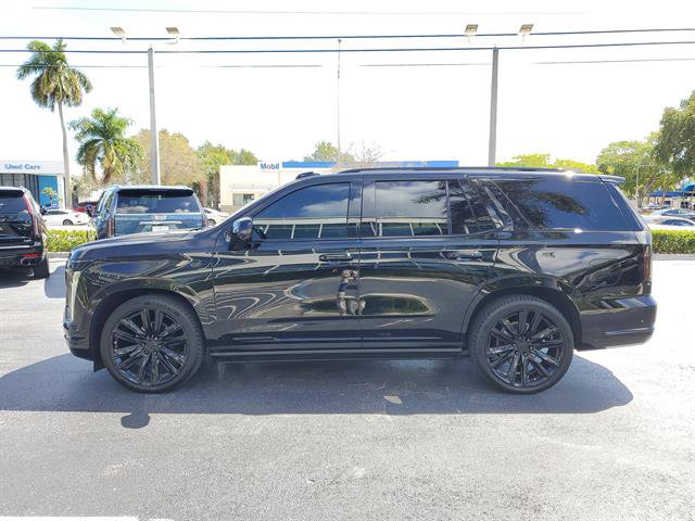 Used 2026 Cadillac Escalade Sport w/ LPO, ONYX Package image 2