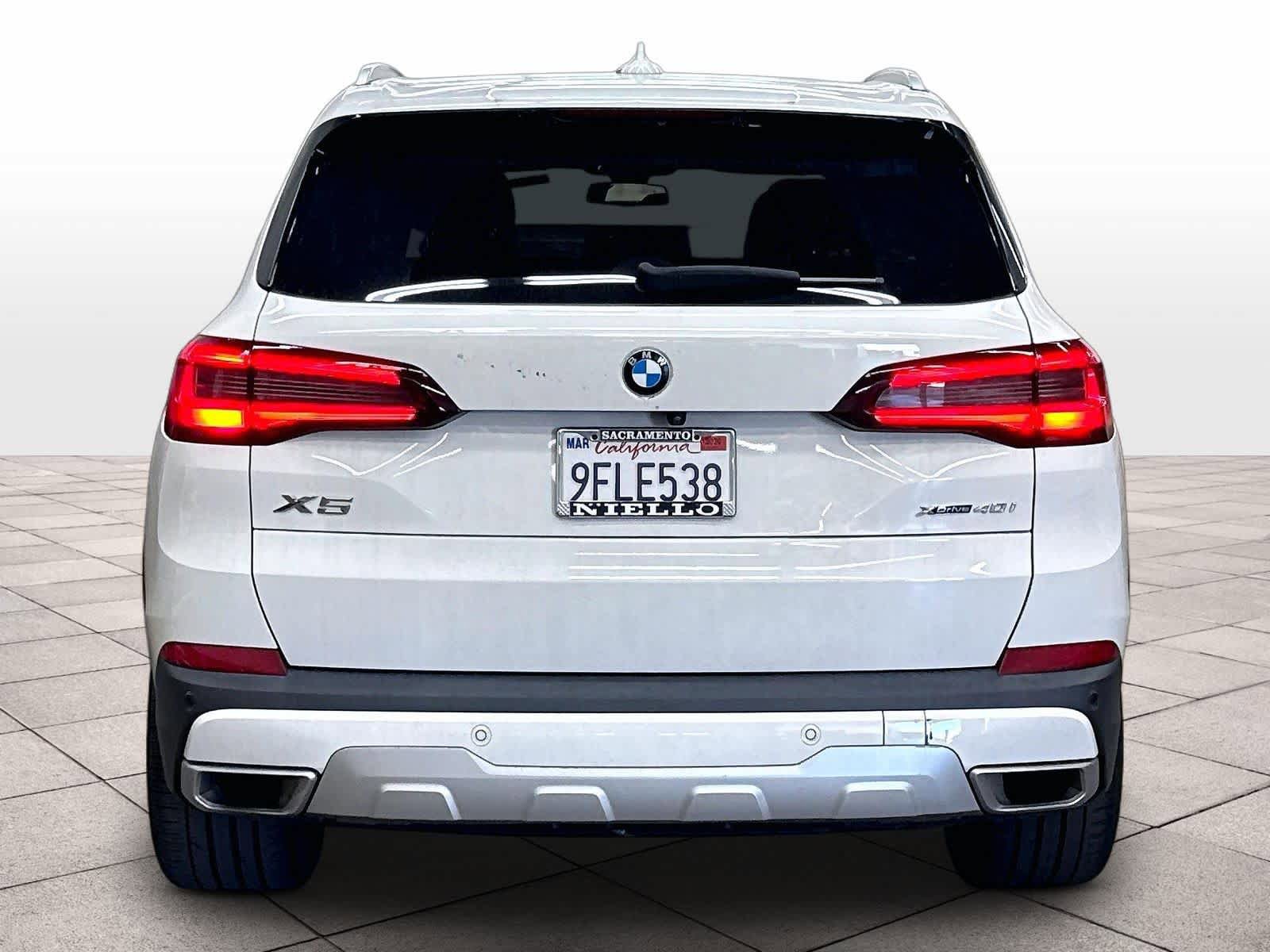 Used 2023 BMW X5 xDrive40i w/ Premium Package AWD/4WD image 7