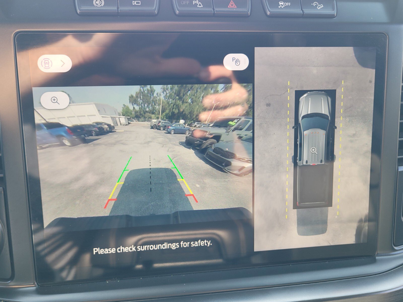 Used 2023 Ford F350 Lariat w/ Lariat Ultimate Package image 26