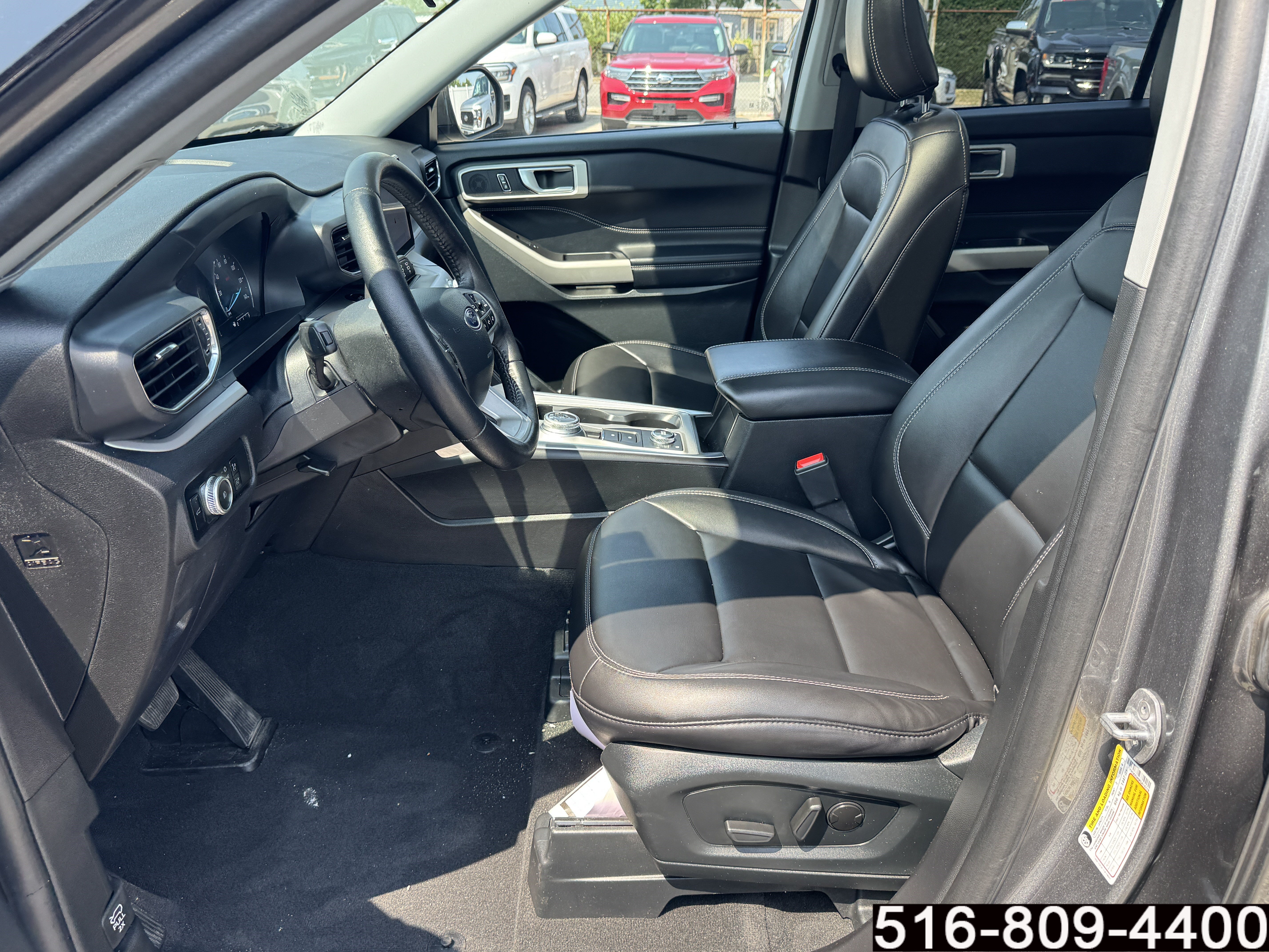 Used 2023 Ford Explorer XLT w/ Equipment Group 202A AWD/4WD image 27
