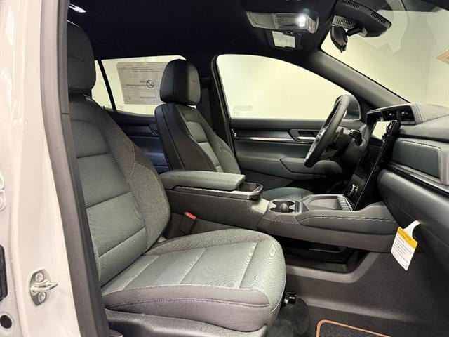 New 2026 GMC Terrain AT4 w/ LPO, Black Badging Package AWD/4WD image 14