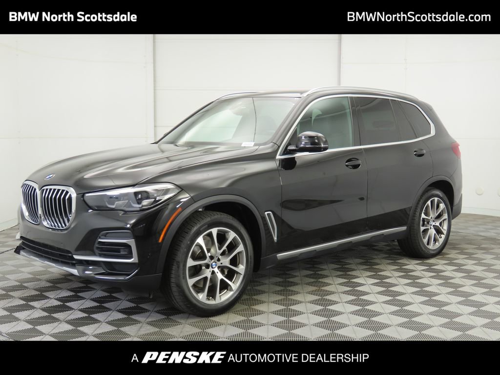 Used 2022 BMW X5 xDrive40i w/ Parking Assistance Package image 1