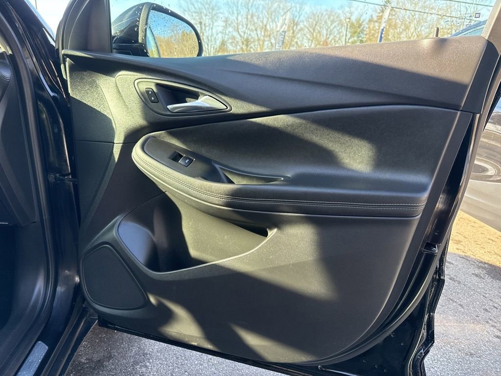 Used 2020 Buick Encore GX Preferred AWD/4WD image 27