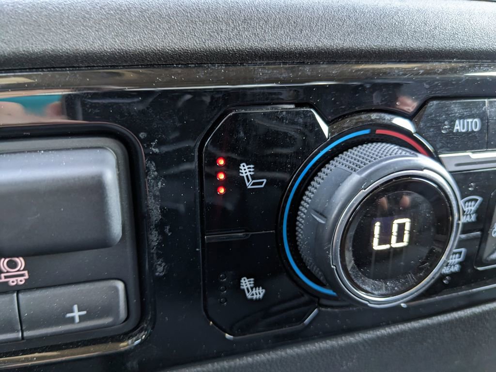 Used 2024 Chevrolet Silverado 1500 LT w/ Safety Package image 67