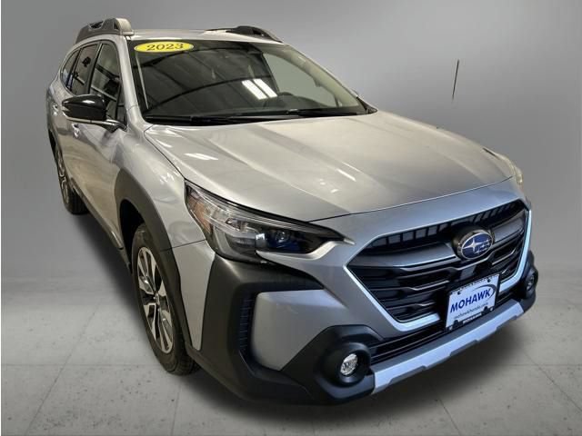 Used 2023 Subaru Outback Limited AWD/4WD image 8