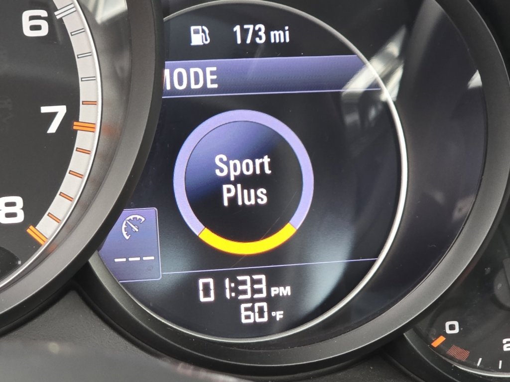 Used 2017 Porsche 911 Turbo image 29