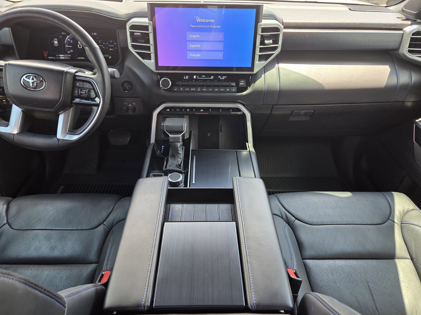 Certified 2025 Toyota Sequoia Platinum AWD/4WD image 8