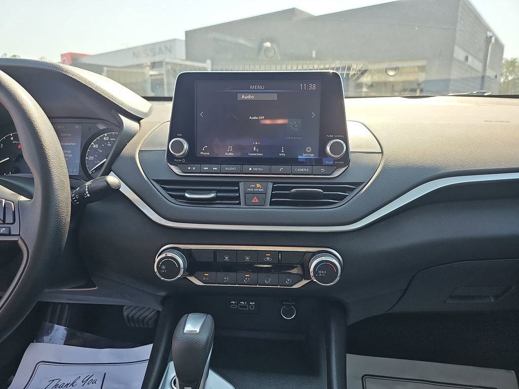 Used 2025 Nissan Altima 2.5 S image 24