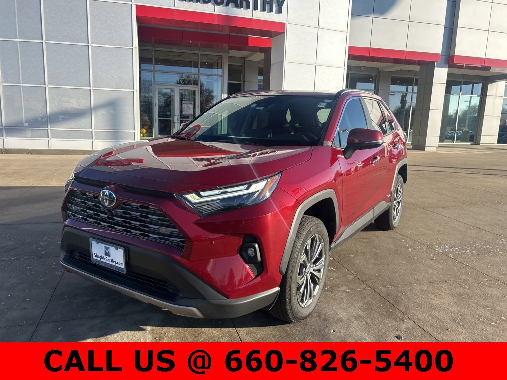 Used 2022 Toyota RAV4 Limited image 2