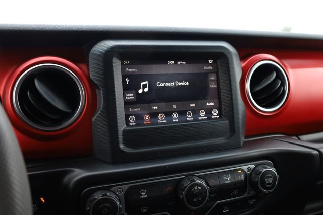 Used 2020 Jeep Gladiator Rubicon image 16