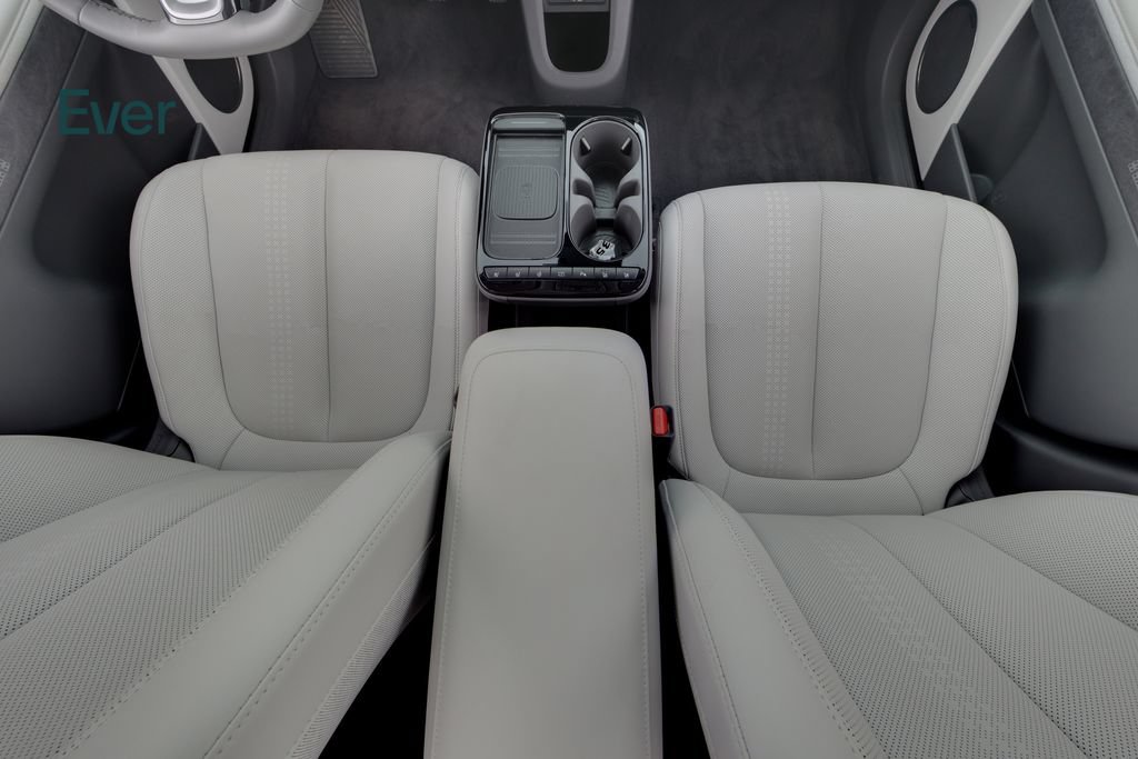 Used 2025 Hyundai Ioniq 5 Limited RWD image 25