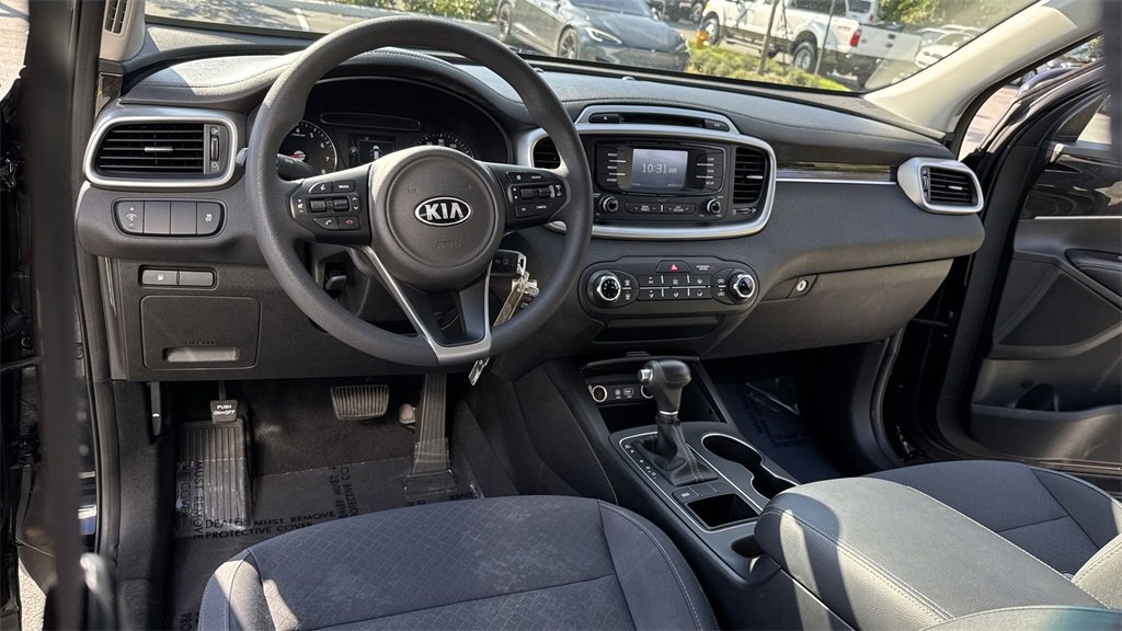 Used 2018 Kia Sorento L image 36