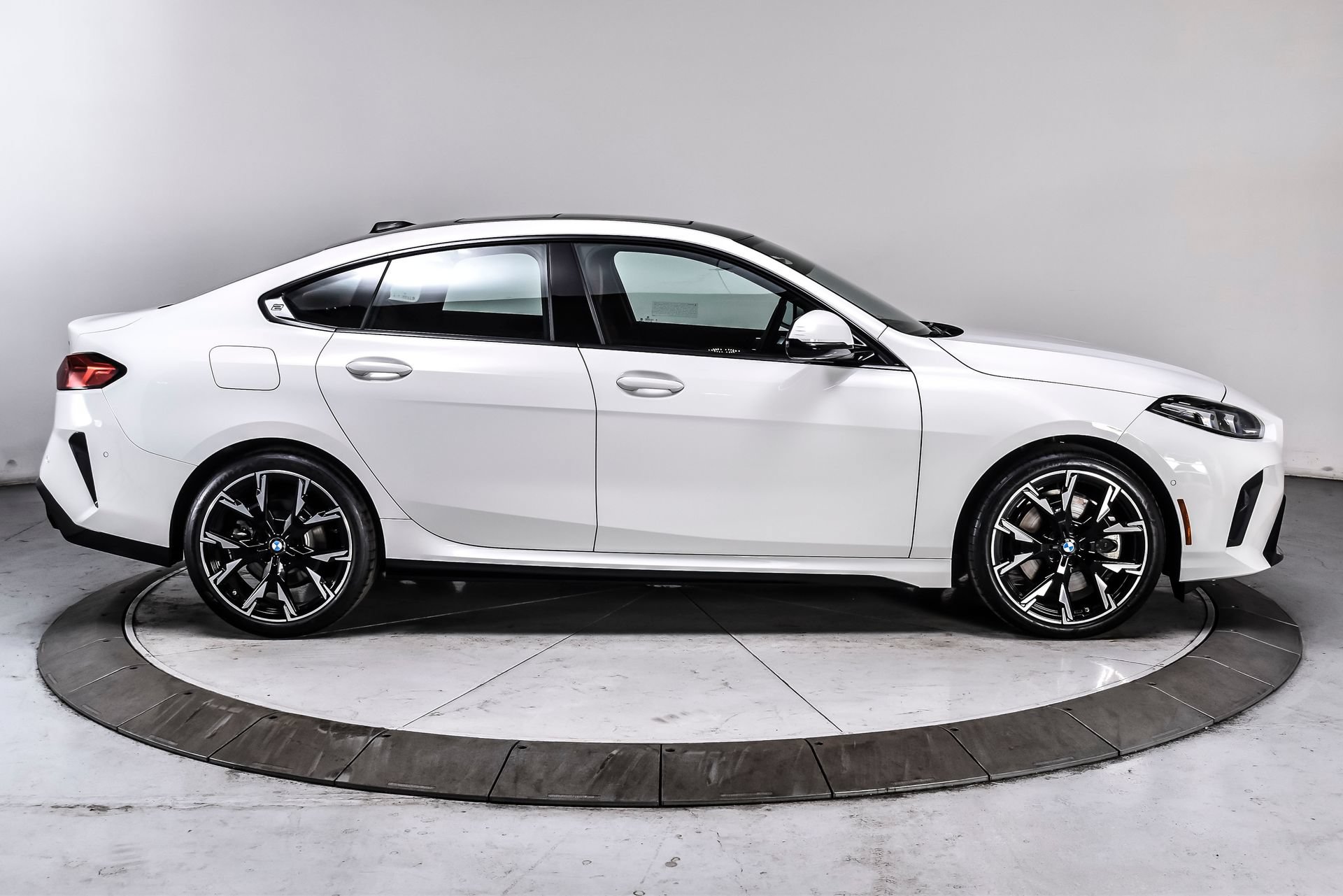 Used 2025 BMW 228i xDrive w/ Premium Package AWD/4WD image 7