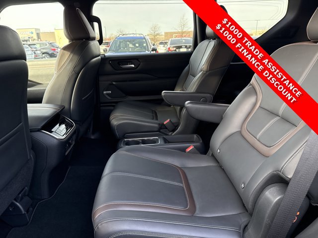 Certified 2025 Nissan Armada SL w/ Captain's Chari Seat Package image 6