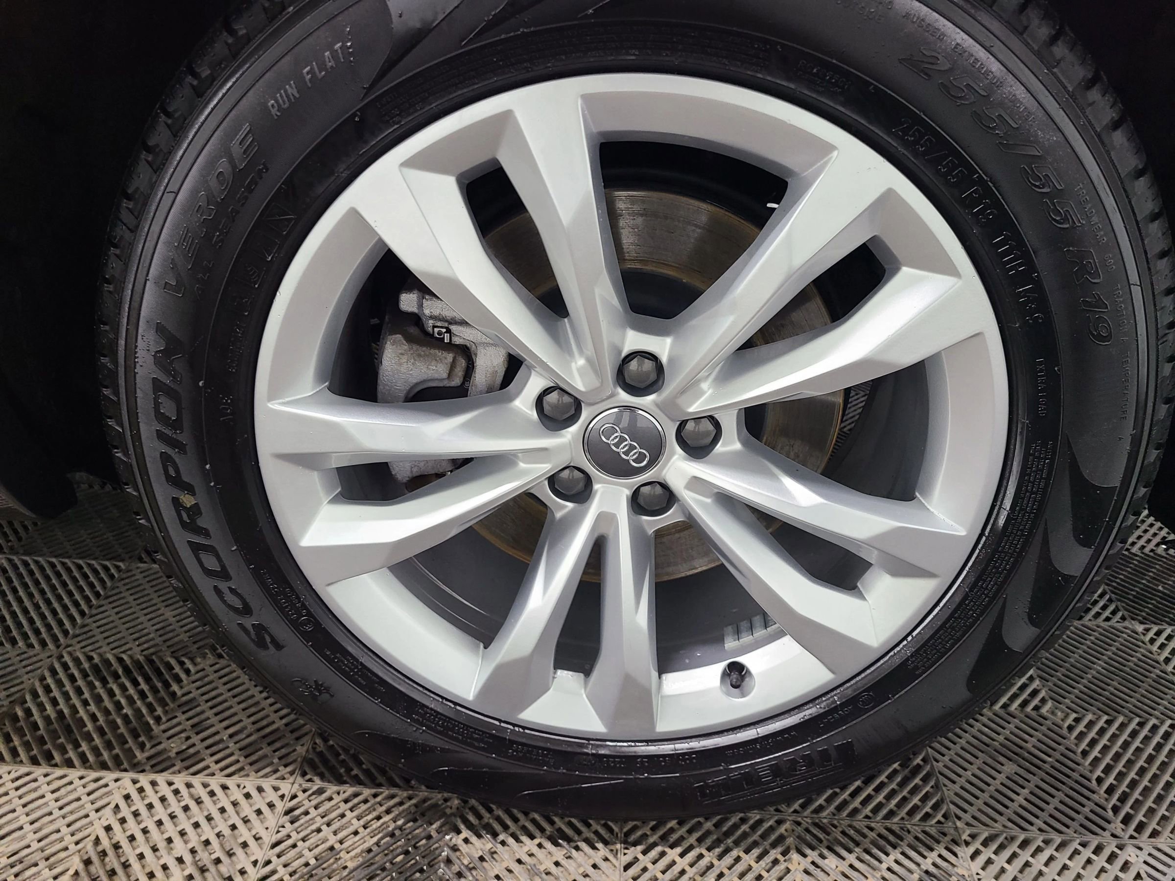 Used 2019 Audi Q7 2.0T Premium w/ Convenience Package image 17