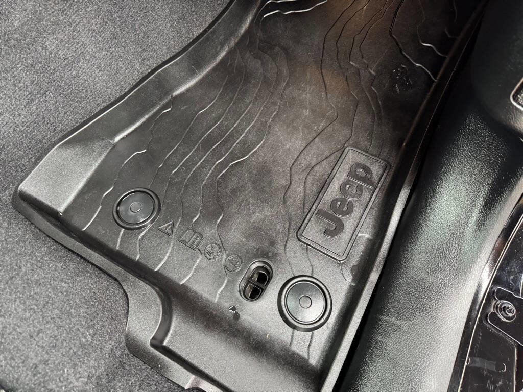 Used 2021 Jeep Wrangler Unlimited Rubicon 4xe w/ Steel Bumper Group image 64