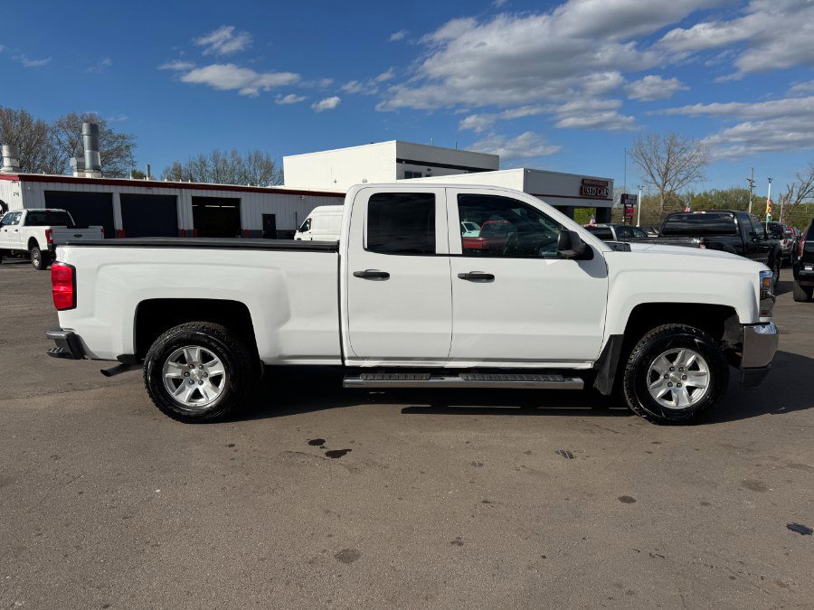 Used 2018 Chevrolet Silverado 1500 LS w/ Trailering Package AWD/4WD image 6
