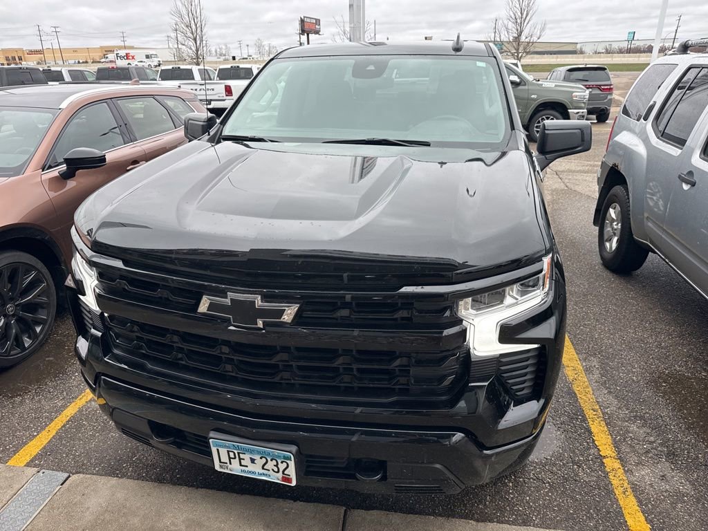 Used 2024 Chevrolet Silverado 1500 RST AWD/4WD image 11