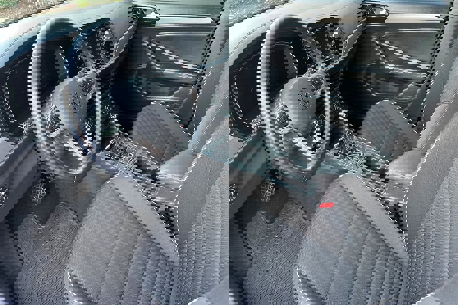 Used 2022 Volkswagen Jetta Sport image 11