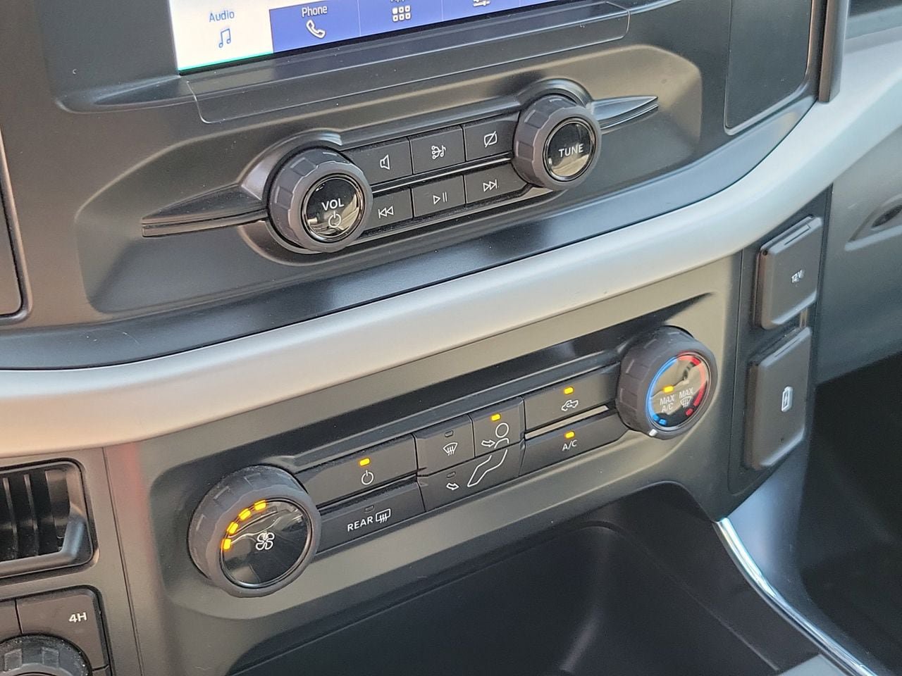 Used 2022 Ford F150 XL w/ Equipment Group 101A High AWD/4WD image 26