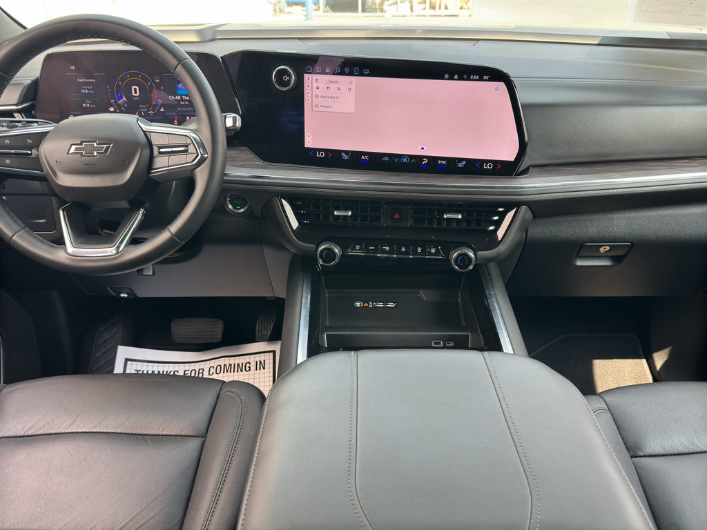 Used 2025 Chevrolet Tahoe Z71 AWD/4WD image 12