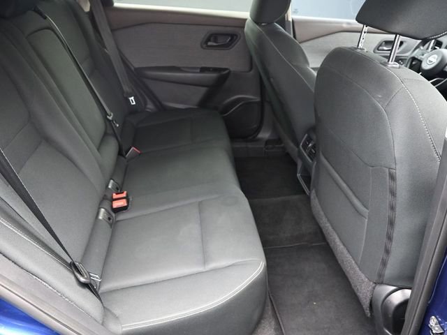 Used 2023 Nissan Rogue S AWD/4WD image 31