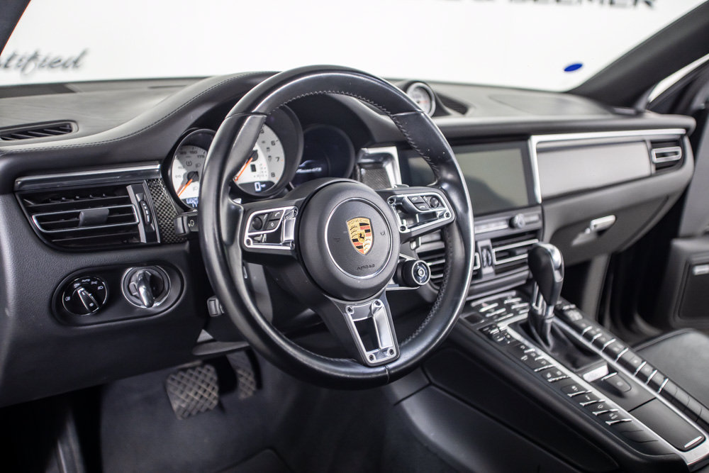 Used 2020 Porsche Macan GTS AWD/4WD image 21