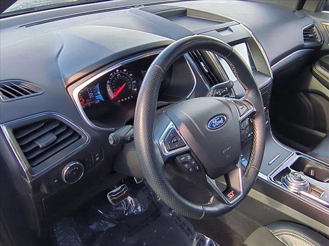 Used 2020 Ford Edge ST w/ Cold Weather Package image 10