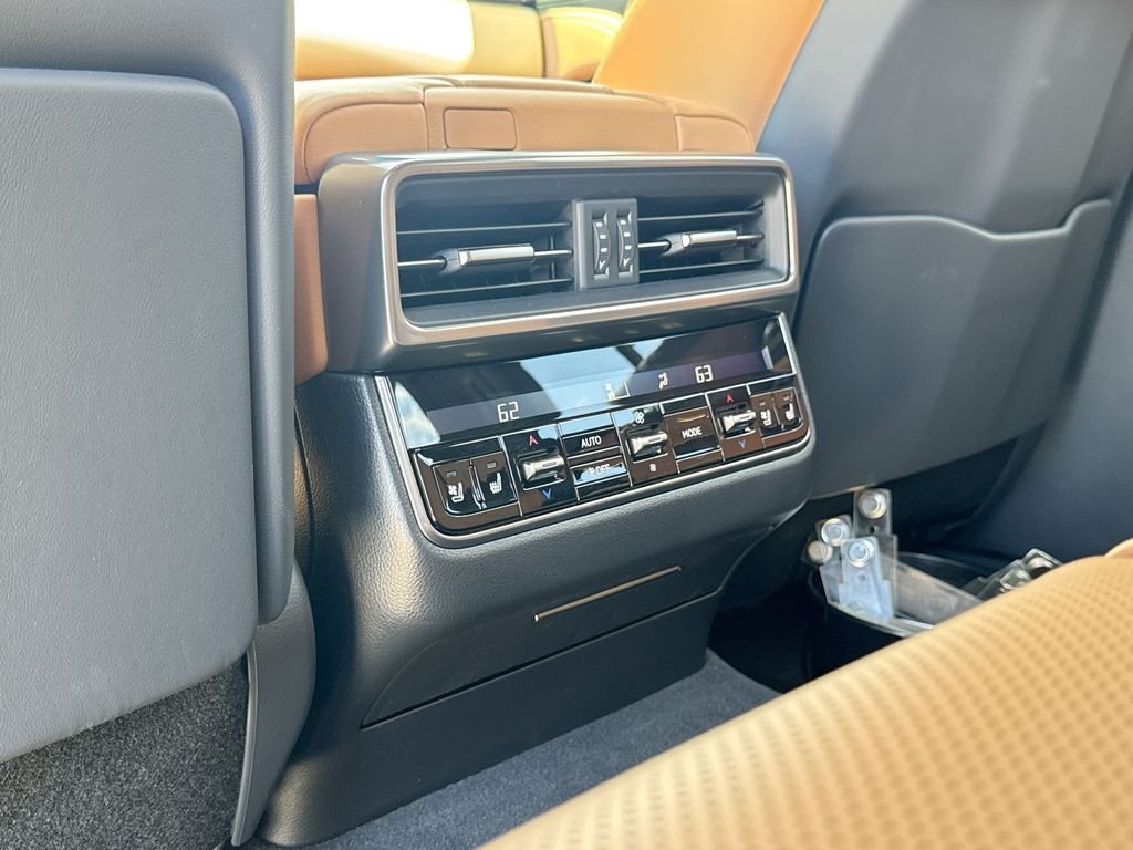 New 2026 Lexus LX 600 4WD w/ Luxury Package image 32