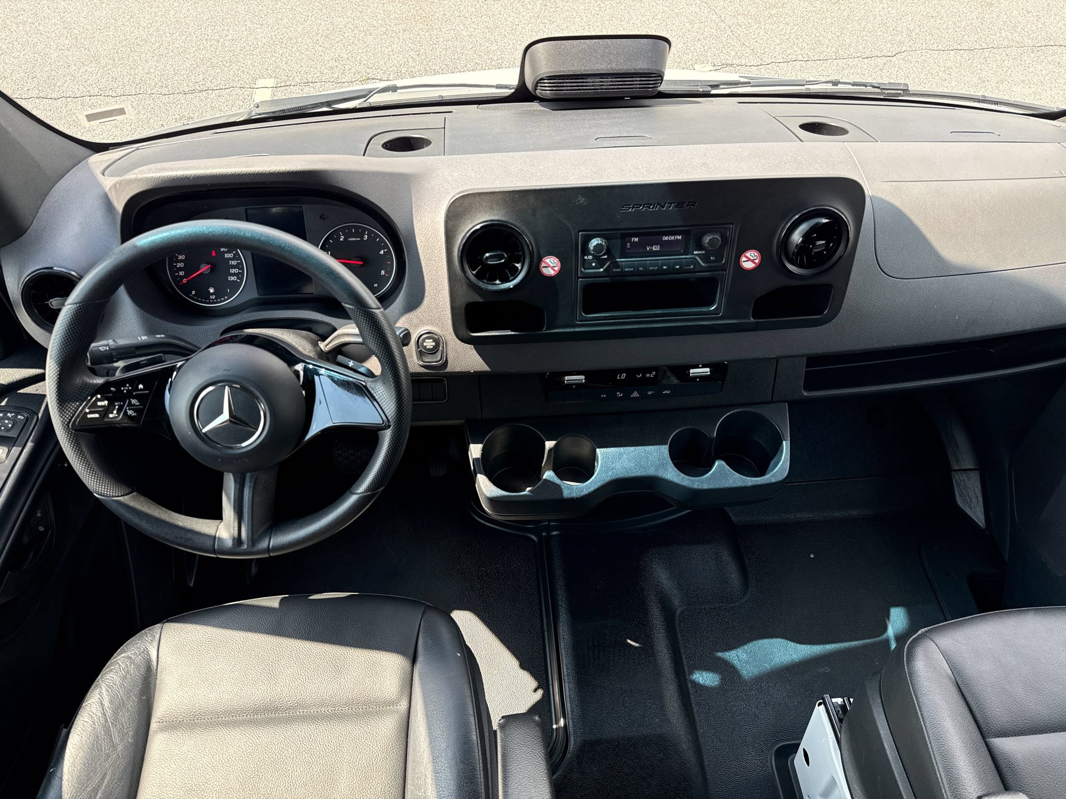 Used 2025 Mercedes-Benz Sprinter 2500 image 23