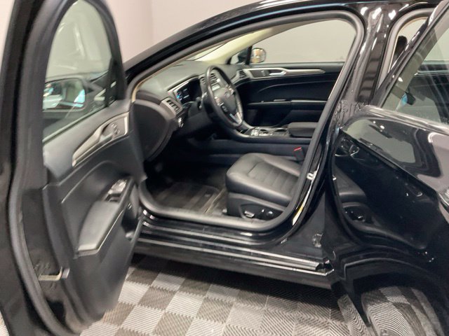 Used 2018 Ford Fusion Energi SE FWD image 14