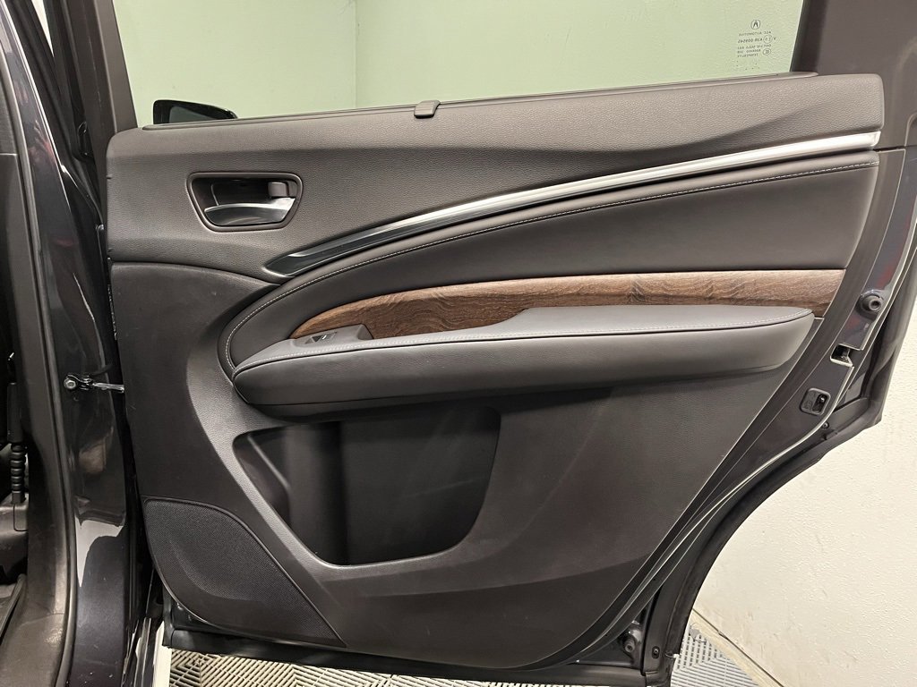 Used 2019 Acura MDX SH-AWD w/ Advance Package image 18
