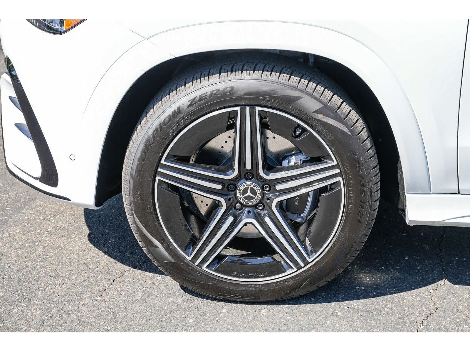 New 2026 Mercedes-Benz GLE 450 4MATIC image 9