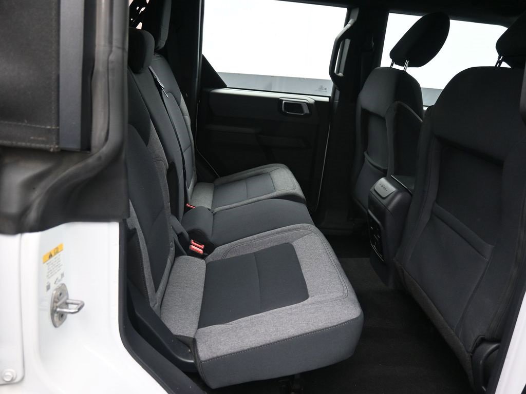 Used 2021 Ford Bronco Base image 26